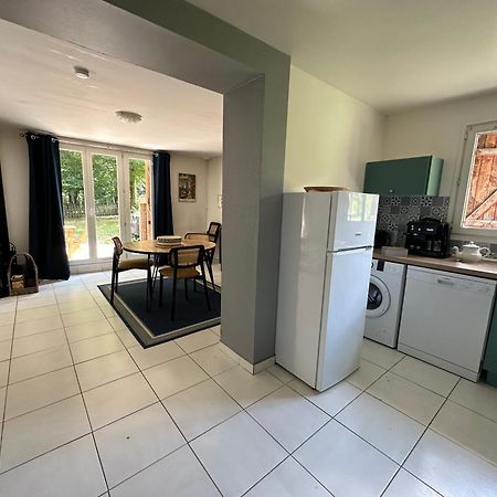 Maison Dans Parc Prive, Sports Et Loisirs Proche Golf Du Coudray Montceaux 르꾸드레몽소 외부 사진
